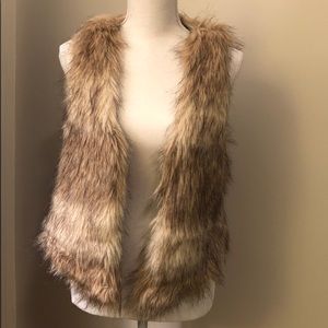Me Jane Faux Fur Vest Sz- XS